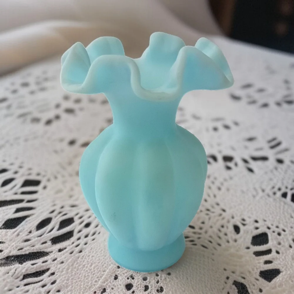 Fenton Satin Art Glass Vase Sky‎ Blue Melon Ruffled Edge Vintage Cottage Garden